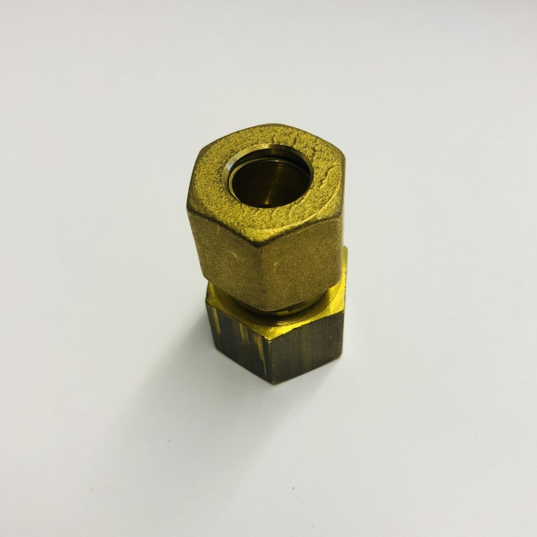 Wade Coupling 3/8 x 3/8 1088