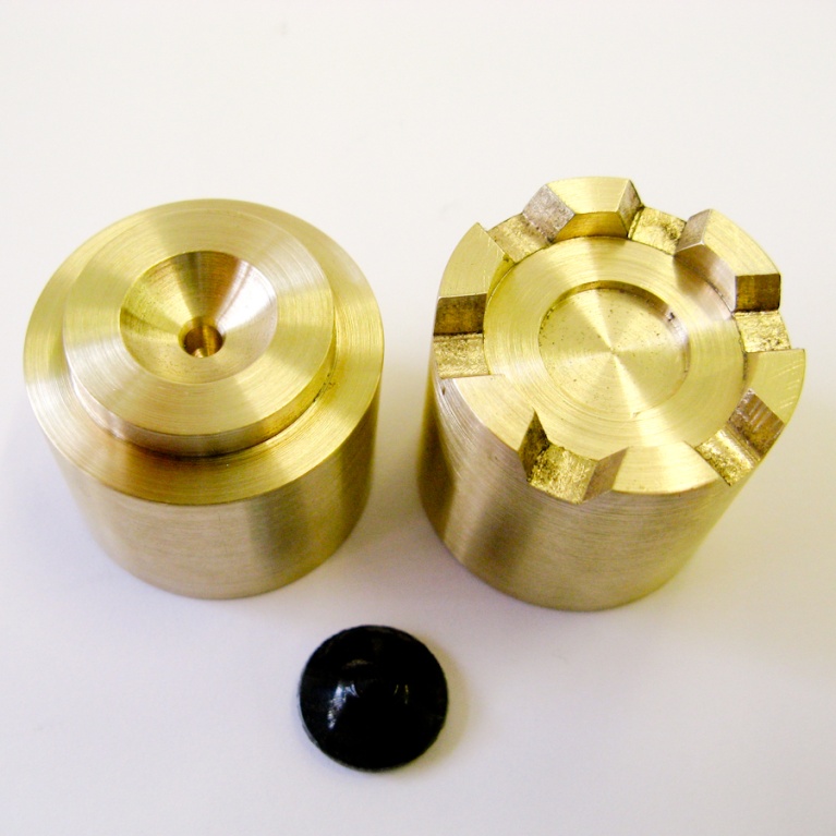 IRIS MOULDS IN BRASS AND STAINLESS STEEL